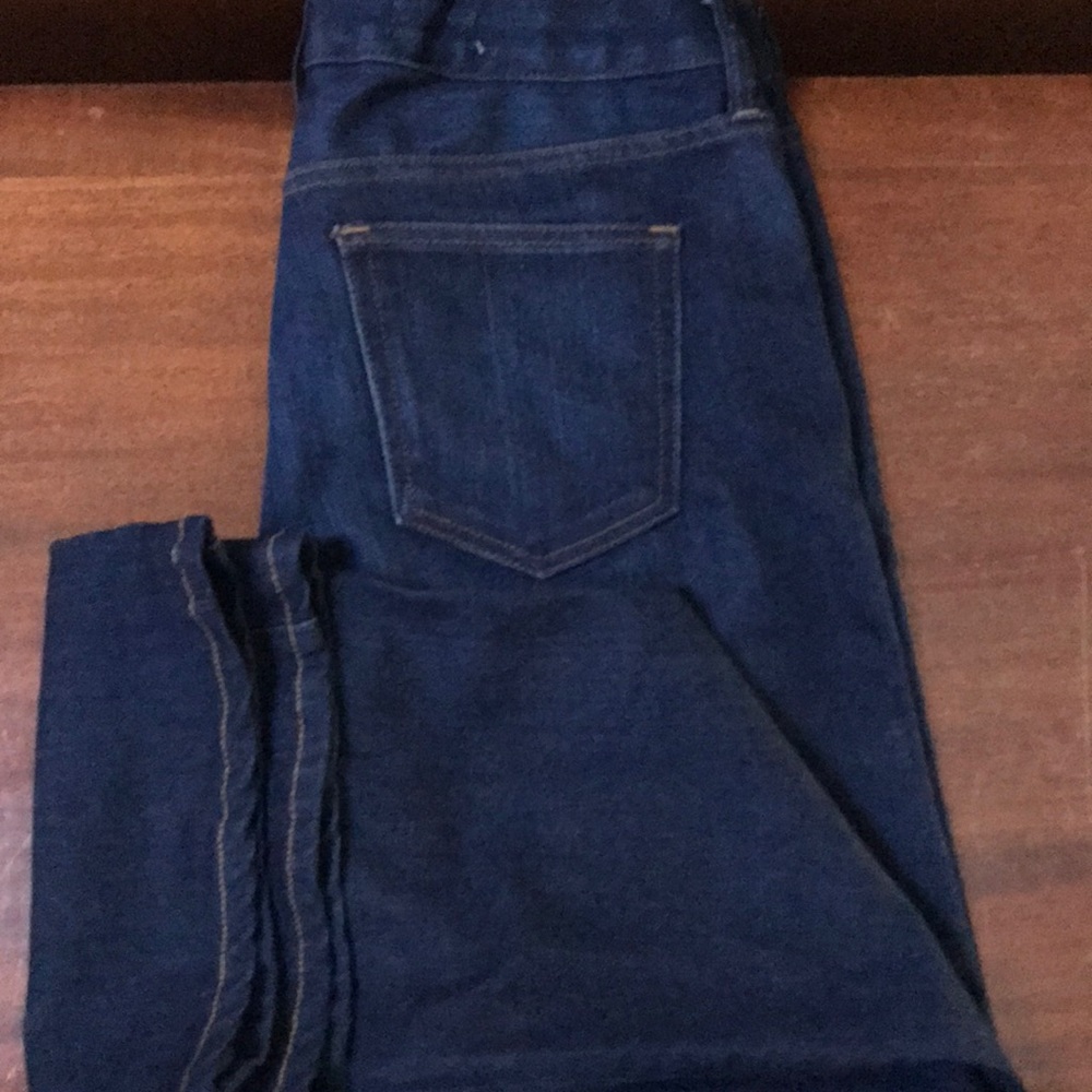 Gap long and lean jeans size 30